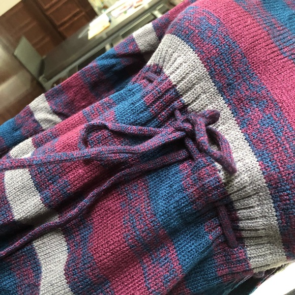 Maternity Hooded Sweater - Picture 3 of 6